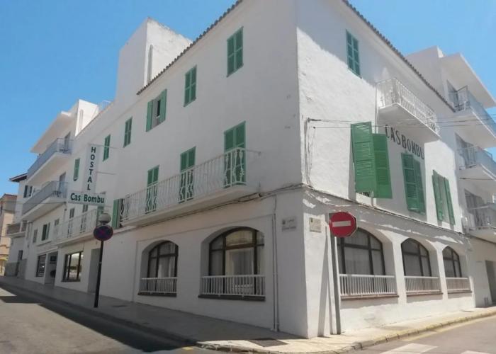 Hostal Ca's Bombu