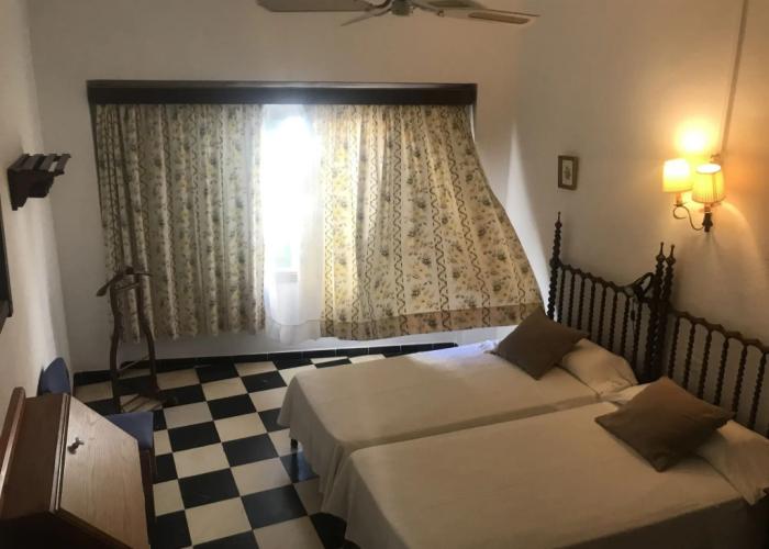 Hostal Ca's Bombu