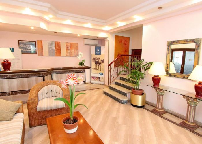Flacalco Hotel & Apartments