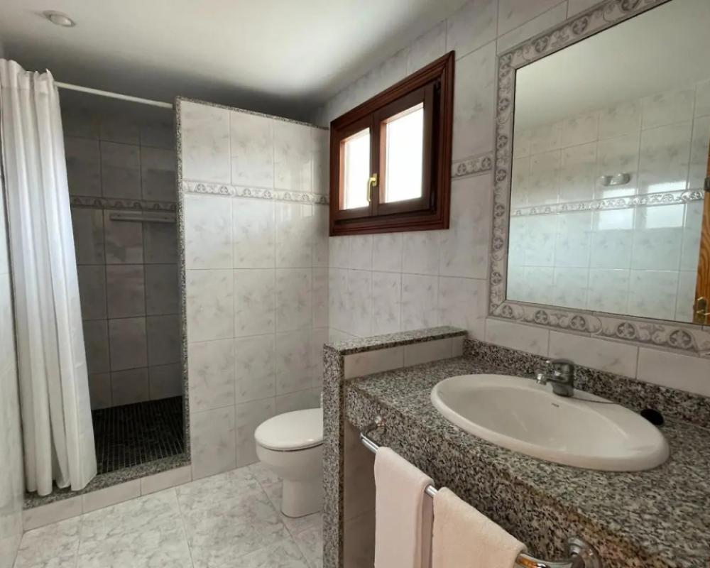 фото Hostal Can Gallu