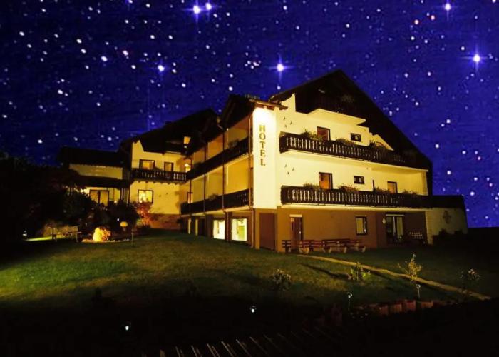Garni Hotel & Ferienwohnungen Seeschlößchen