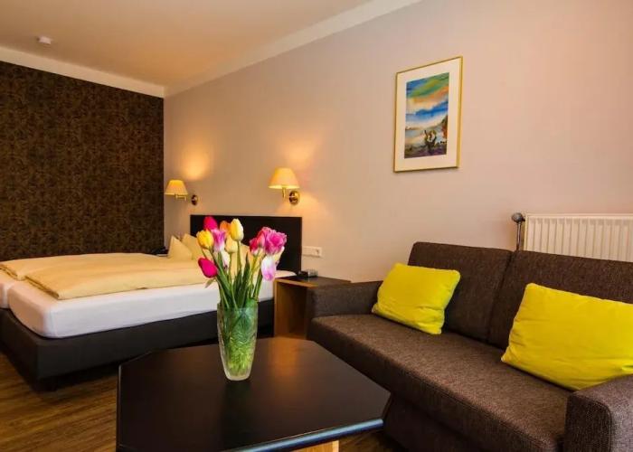 Garni Hotel & Ferienwohnungen Seeschlößchen