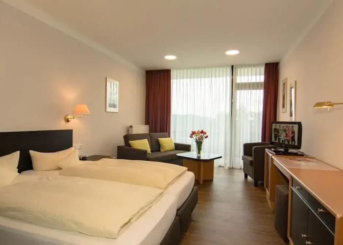 Garni Hotel & Ferienwohnungen Seeschlößchen