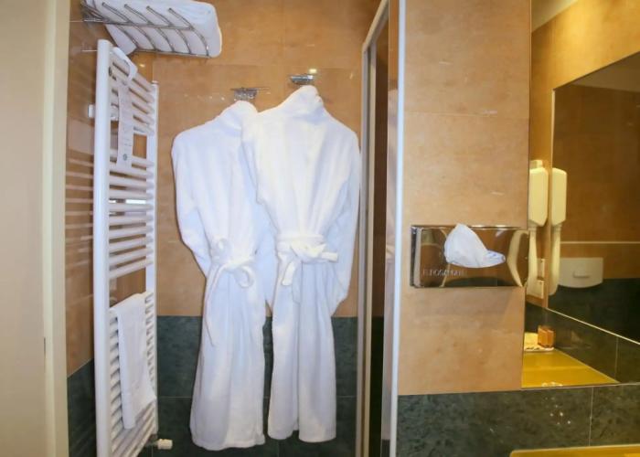 Phi Hotel Emilia