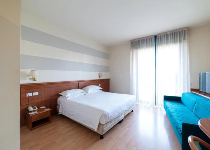 Phi Hotel Emilia