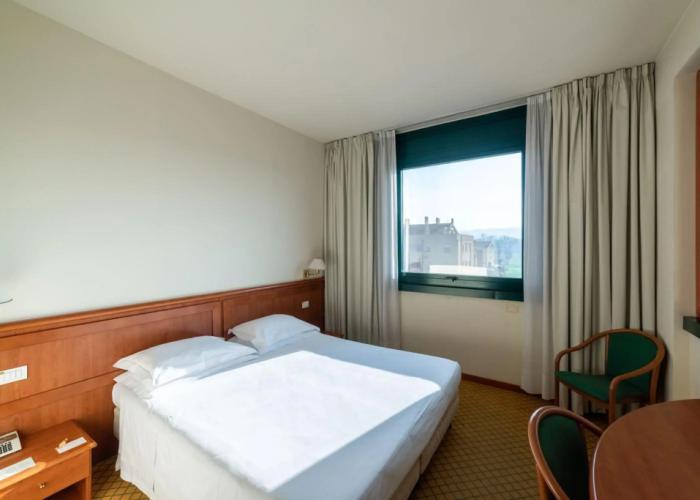 Phi Hotel Emilia