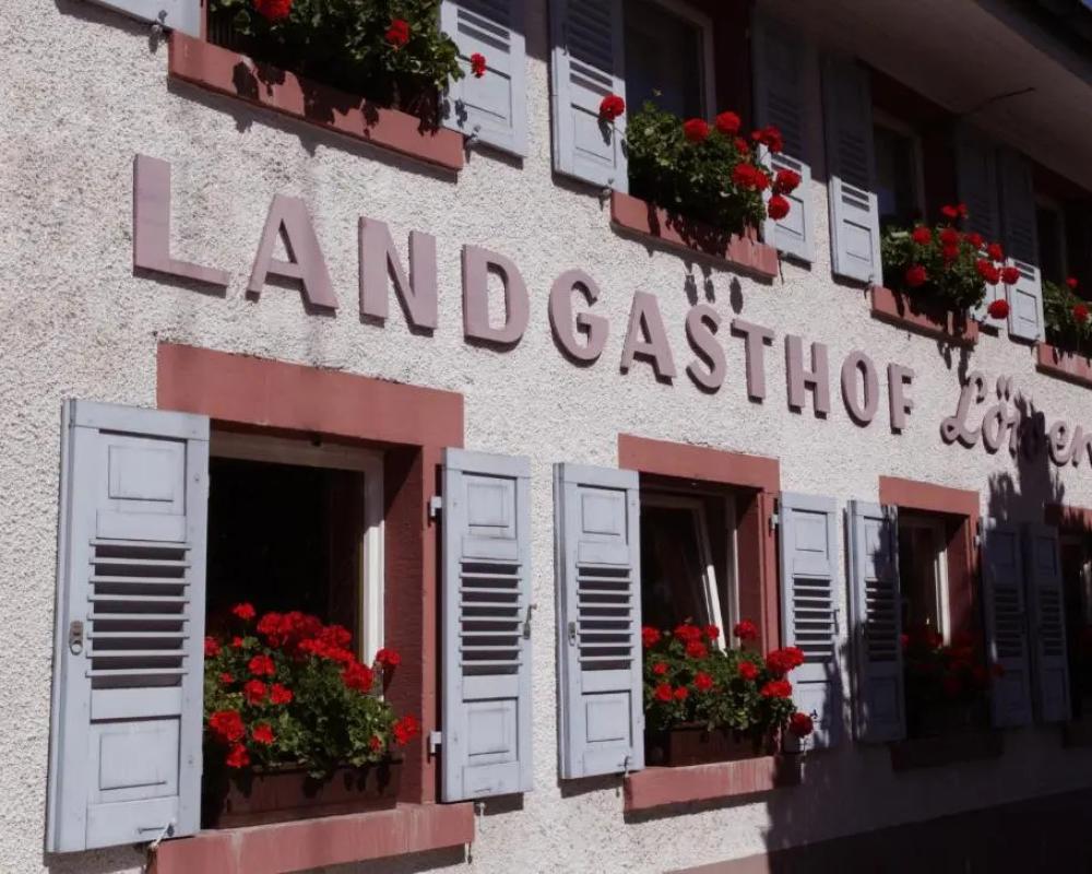 Hotel & Gasthaus Löwen