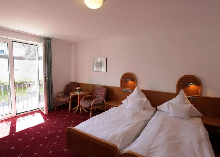 Hotel & Gasthaus Löwen