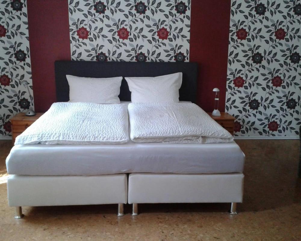 Hotel Pension am Kurmittelhaus