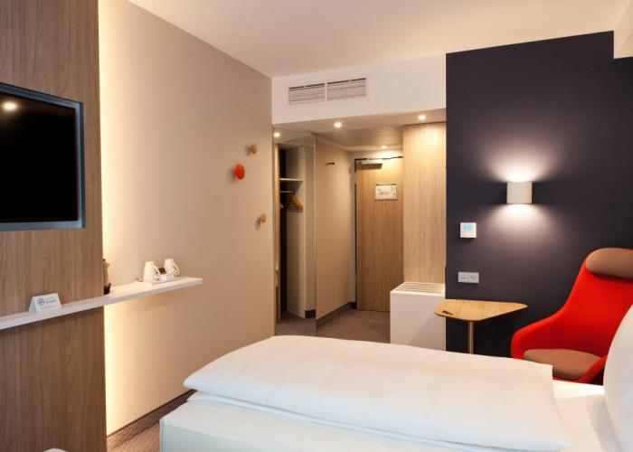 Holiday Inn Express Munich Olching by IHG