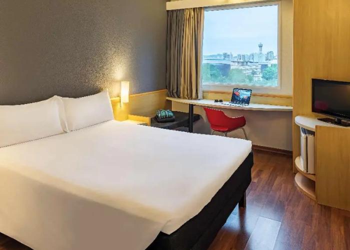 Ibis Santo Andre