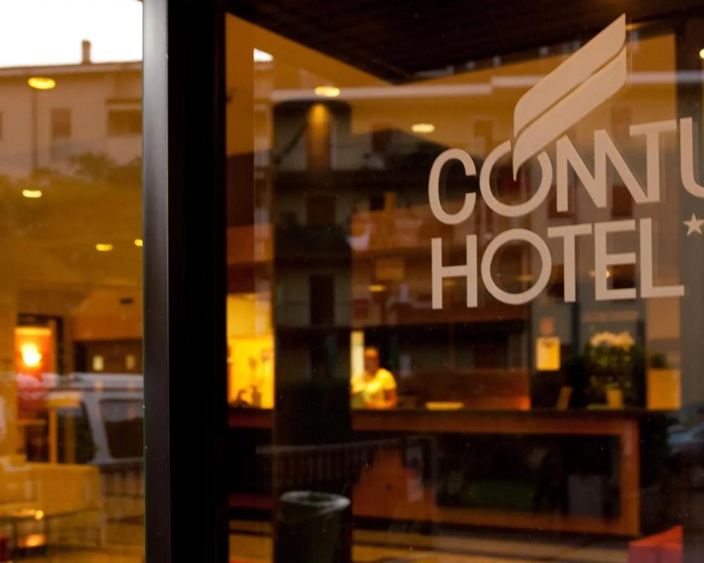 фото Hotel Comtur