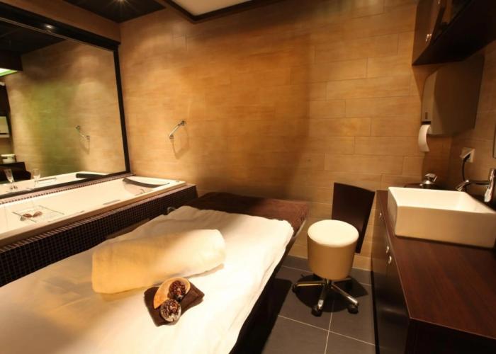 Restaurant, Hotel & Spa Savarin