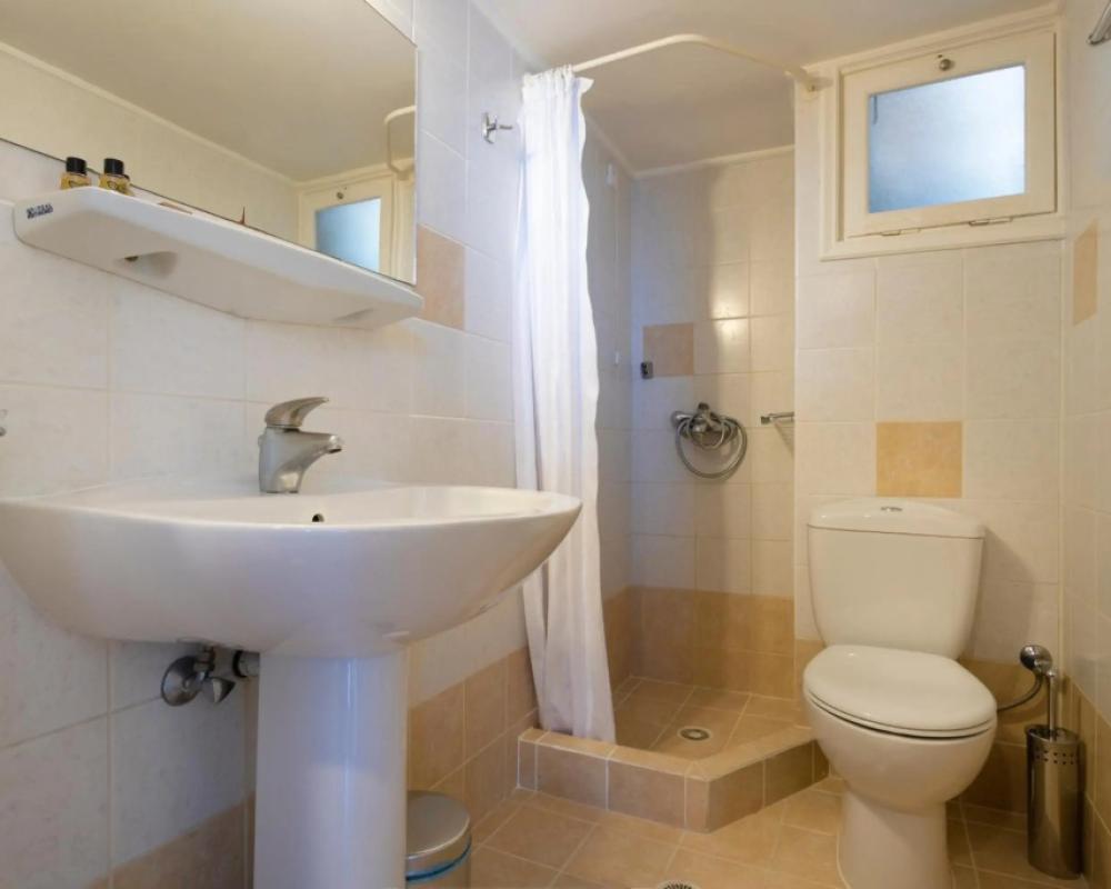 фото Hotel Roumani