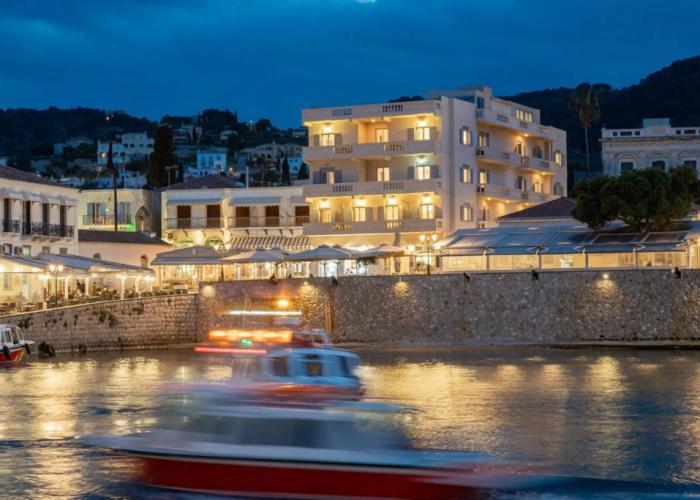 Hotel Roumani