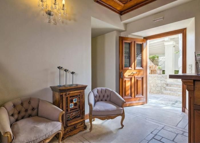 Mare Monte Luxury Suites