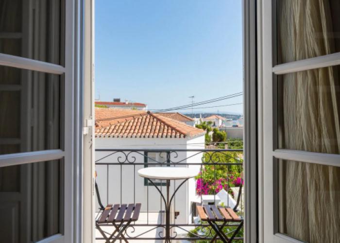 Niriides Guesthouse
