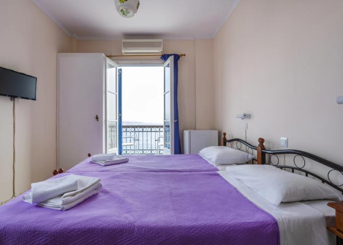Stelios Hotel