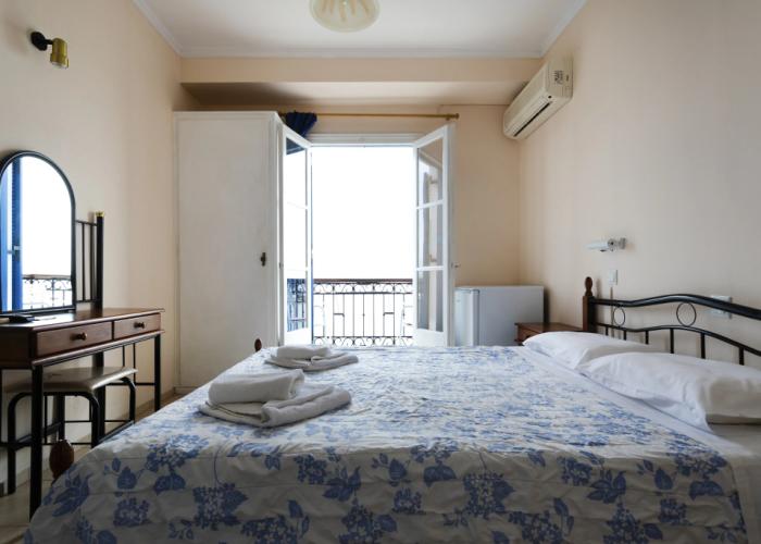 Stelios Hotel