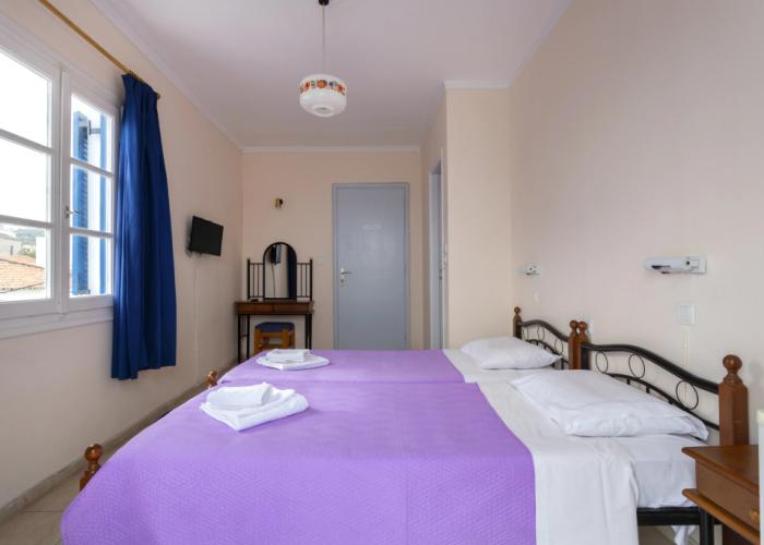 Stelios Hotel