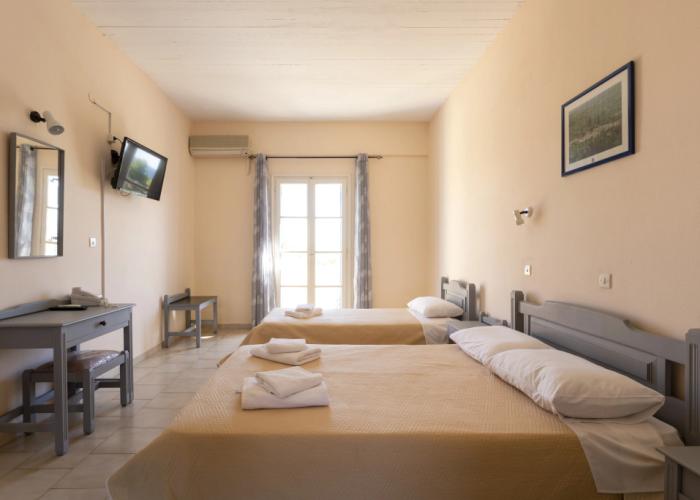 Vanas Apartments