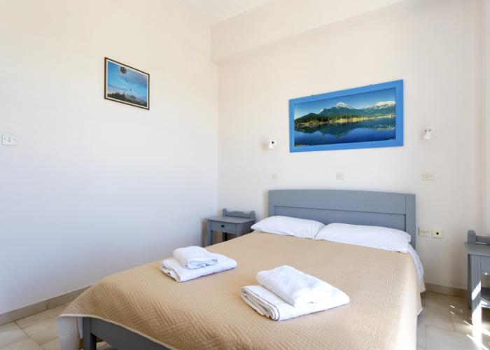Vanas Apartments