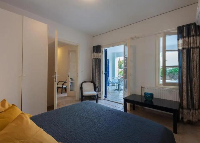 Thanos Luxury Apartment in Spetses