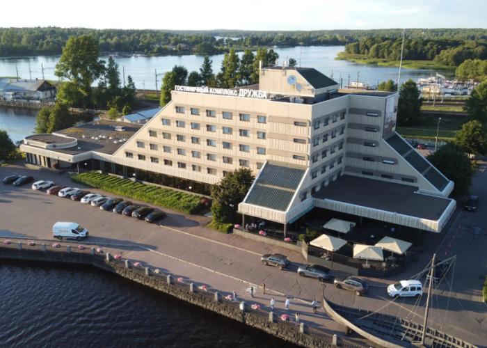 Druzhba Hotel