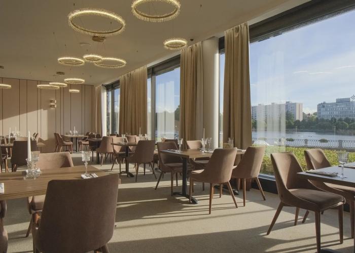 Druzhba Hotel