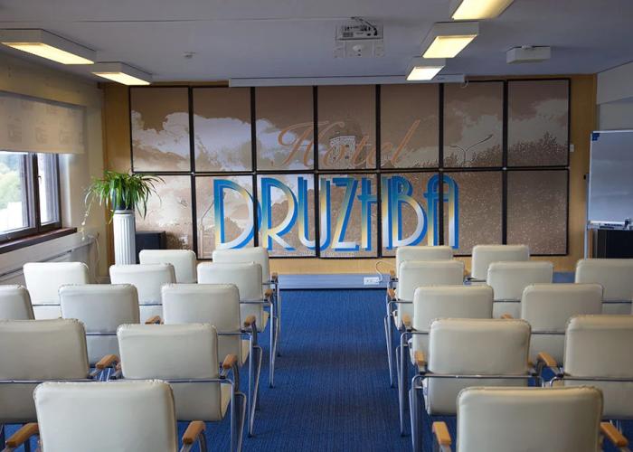 Druzhba Hotel