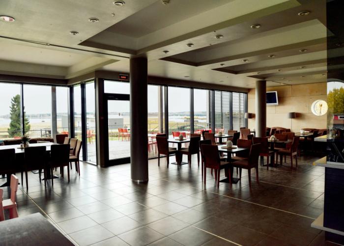 Lavola Country Hotel Complex