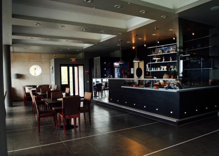 Lavola Country Hotel Complex