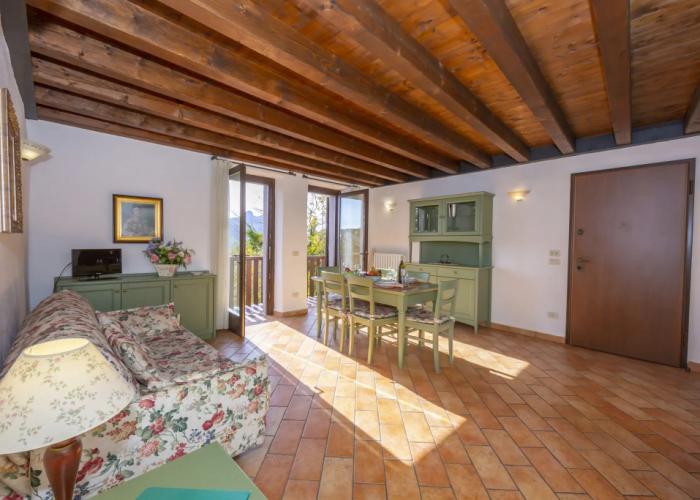 Liano Orchidea -terrace & Parking