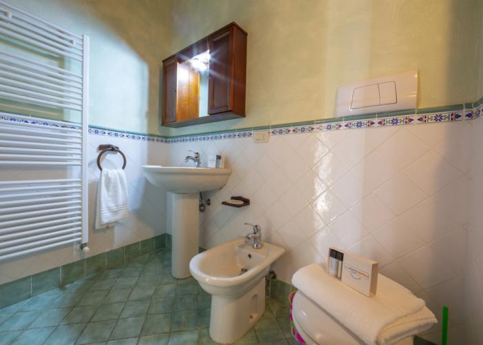 Liano Iris - Terrace & parking place