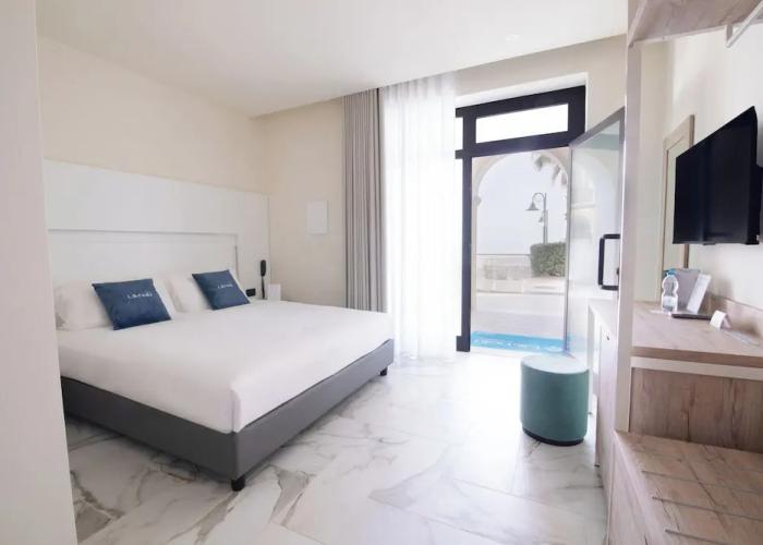 Life Hotel Seaview & Spa