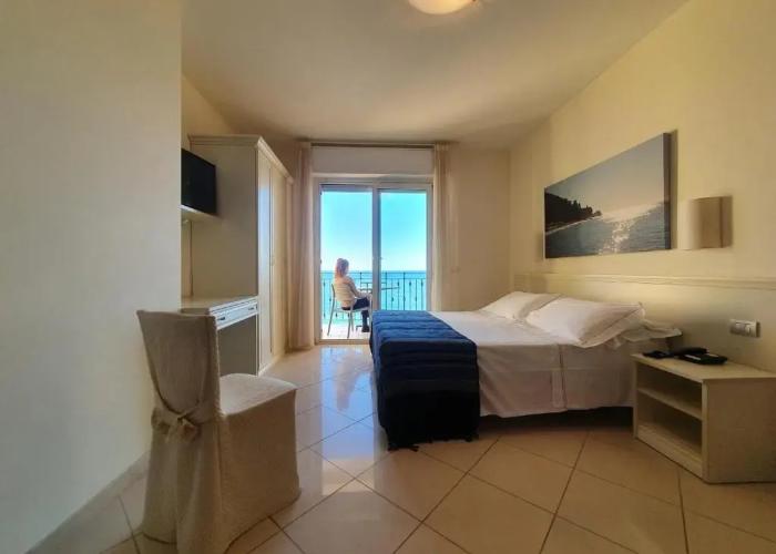 Lido Resort