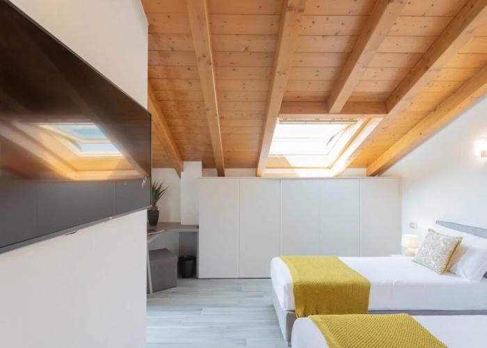 Dream Lake Apartments