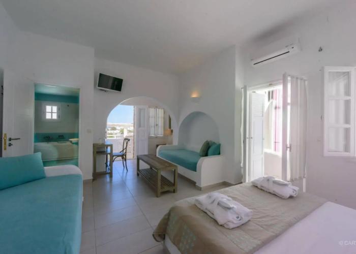 Aspalathras White Hotel