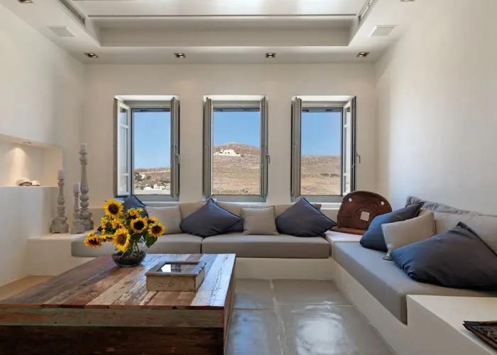 Themonies Luxury Suites