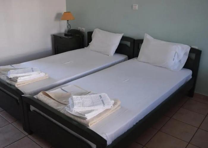 Paraporti Hotel