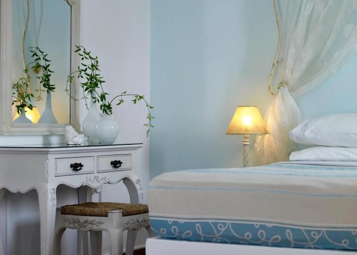 Folegandros Apartments