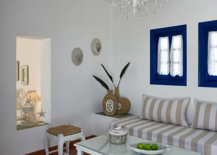 Folegandros Apartments