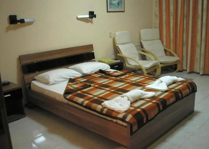 Relax Inn Hotel