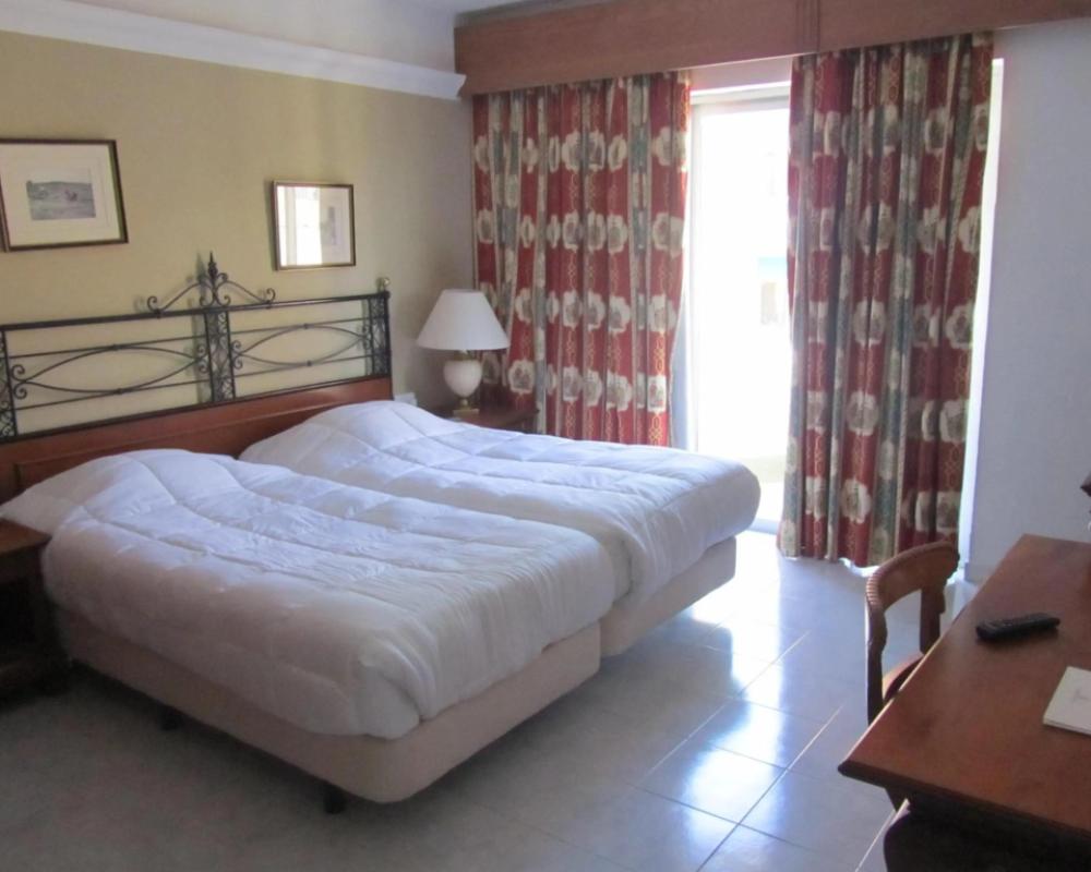 фото Topaz Hotel