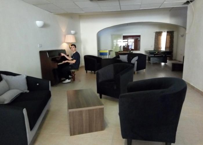 Tarona Guest house