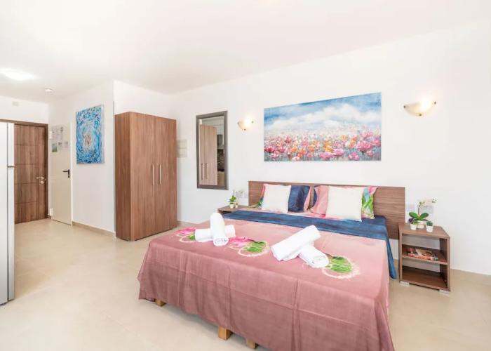 Islet Promenade Studio with Seaview