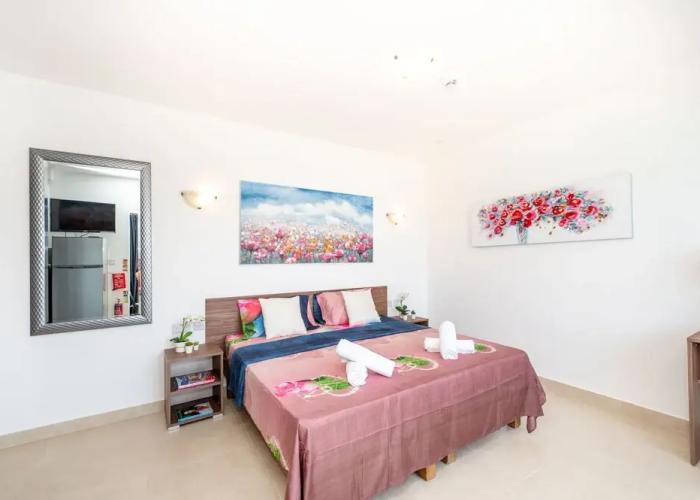 Islet Promenade Studio with Seaview