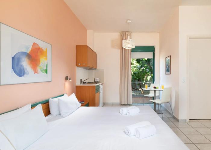 Bella Vista Hotel by Checkin