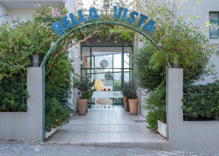 Bella Vista Hotel by Checkin