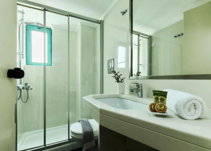 Bella Vista Hotel by Checkin